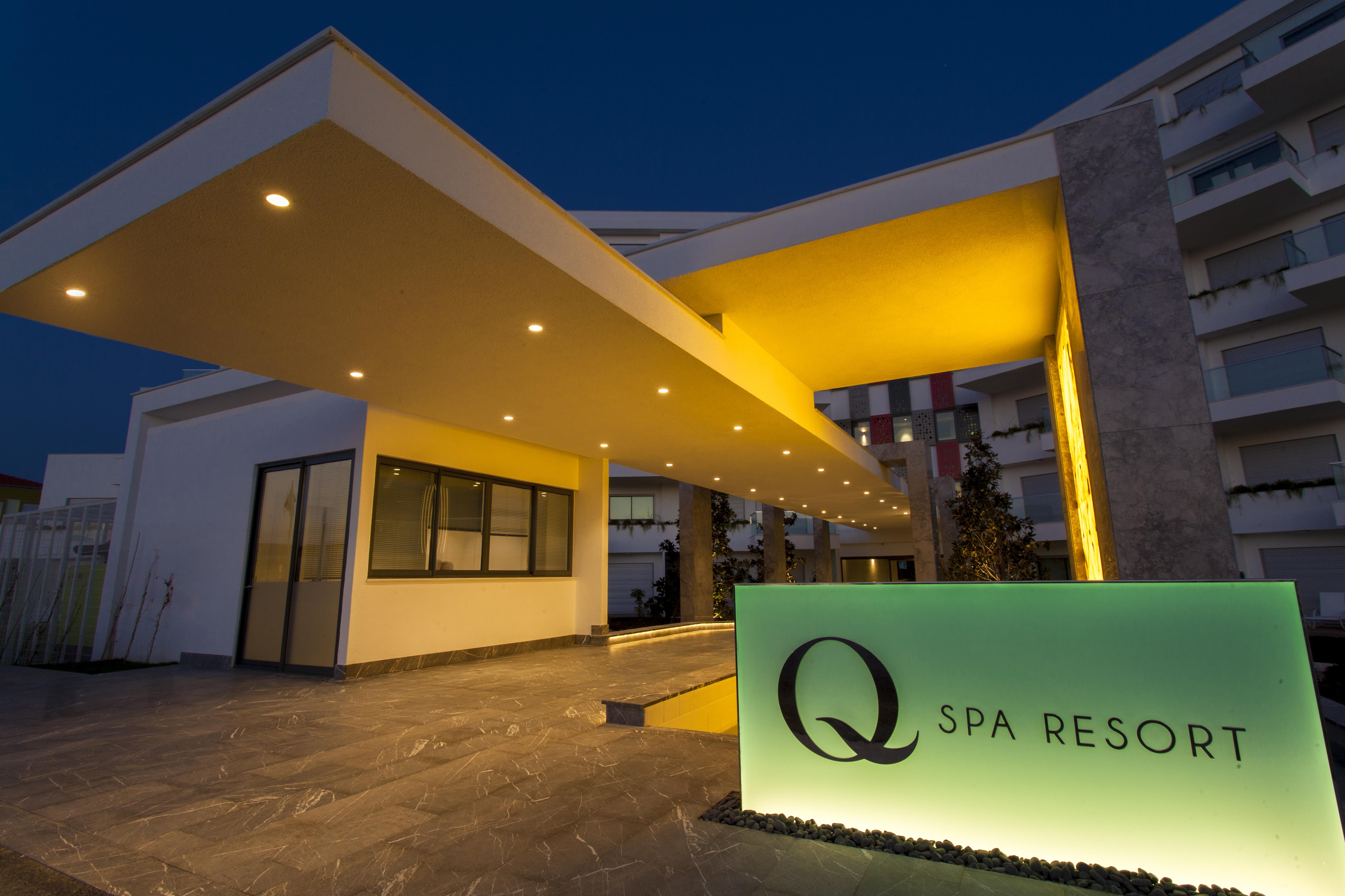 Q Spa Resort Side Exteriör bild